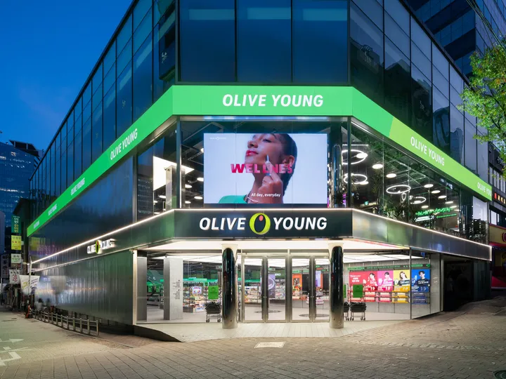 釜山西面 Olive Young 大型門市外觀